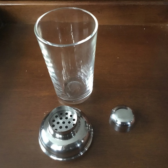 Stainless Steel and glass cocktail shaker- vintage heavy glass cocktail shaker - Picture 2 of 8